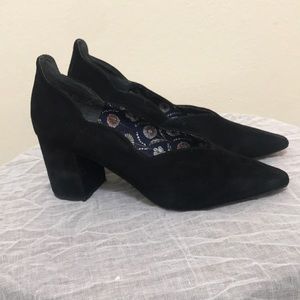 Clad and cloth heels